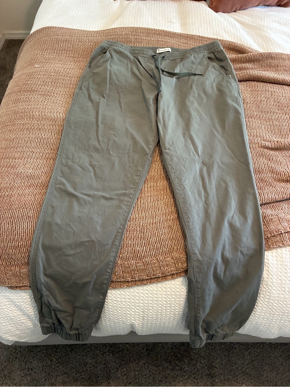 Women's Olive Drawstring Jogger Pants